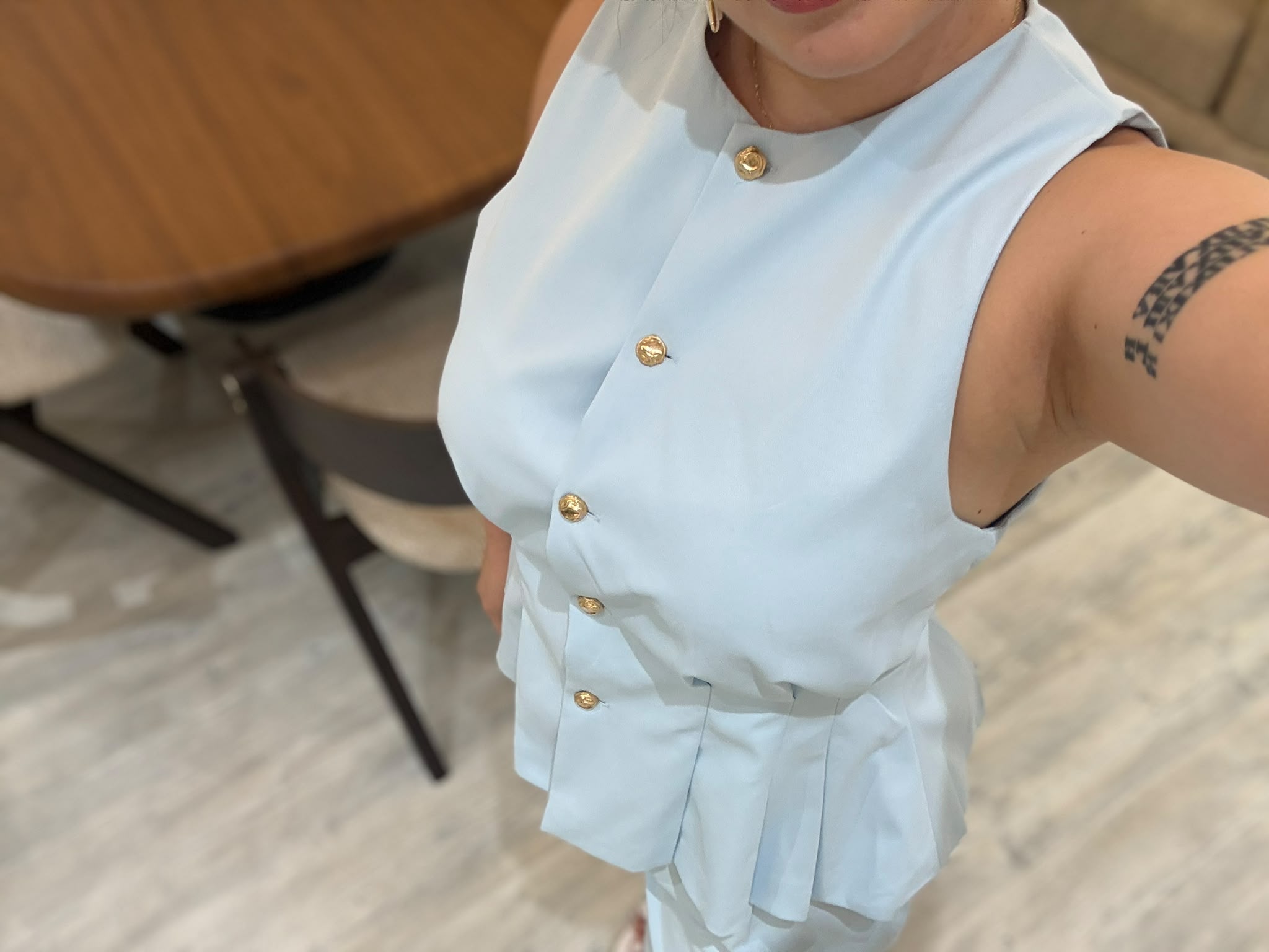 BEBE MAVİ KUMAŞ ŞORTLU TAKIM — görsel 3